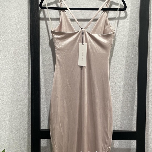 Champagne fitted dress. Brand new - Picture 3 of 3